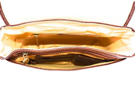 Kožená taška přes rameno crossbody s klopnou