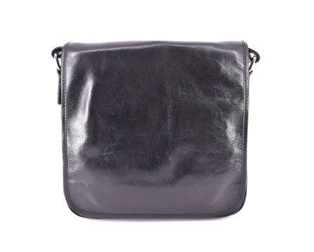 Kožená taška přes rameno crossbody s klopnou    - černá
