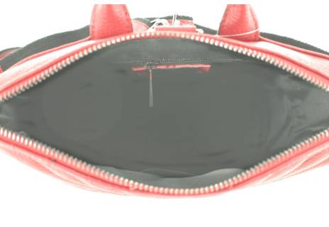 Dámský kožený prošívaný batoh a kabelka v jednom /Arteddy