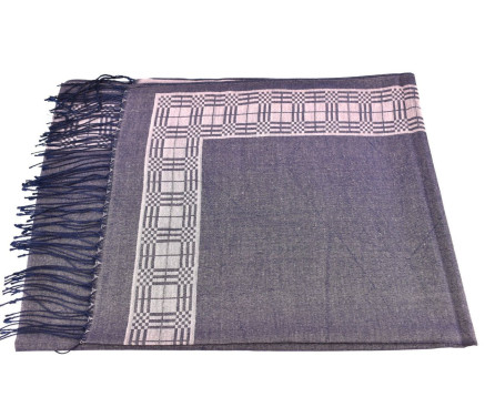 Moderní dámský šátek