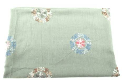 Moderní dámský šátek