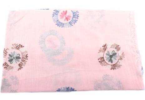 Moderní dámský šátek