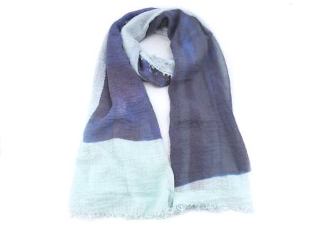 Moderní dámský šátek s potiskem