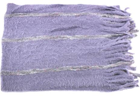 Moderní  zimní šála s třásněmi