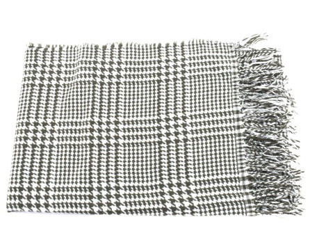 Károvaná šála s třásněmi