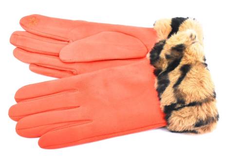 Elegantní zateplené dámské rukavice ozdobené kožešinou