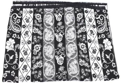 Moderní dámská vzorovaná šála