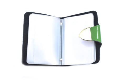 Dámská kožená  dokladovka  k uložení karet a dokladů Omely